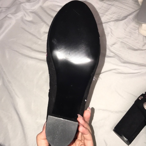 NEVER BEEN WORN floral booties - Picture 3 of 3